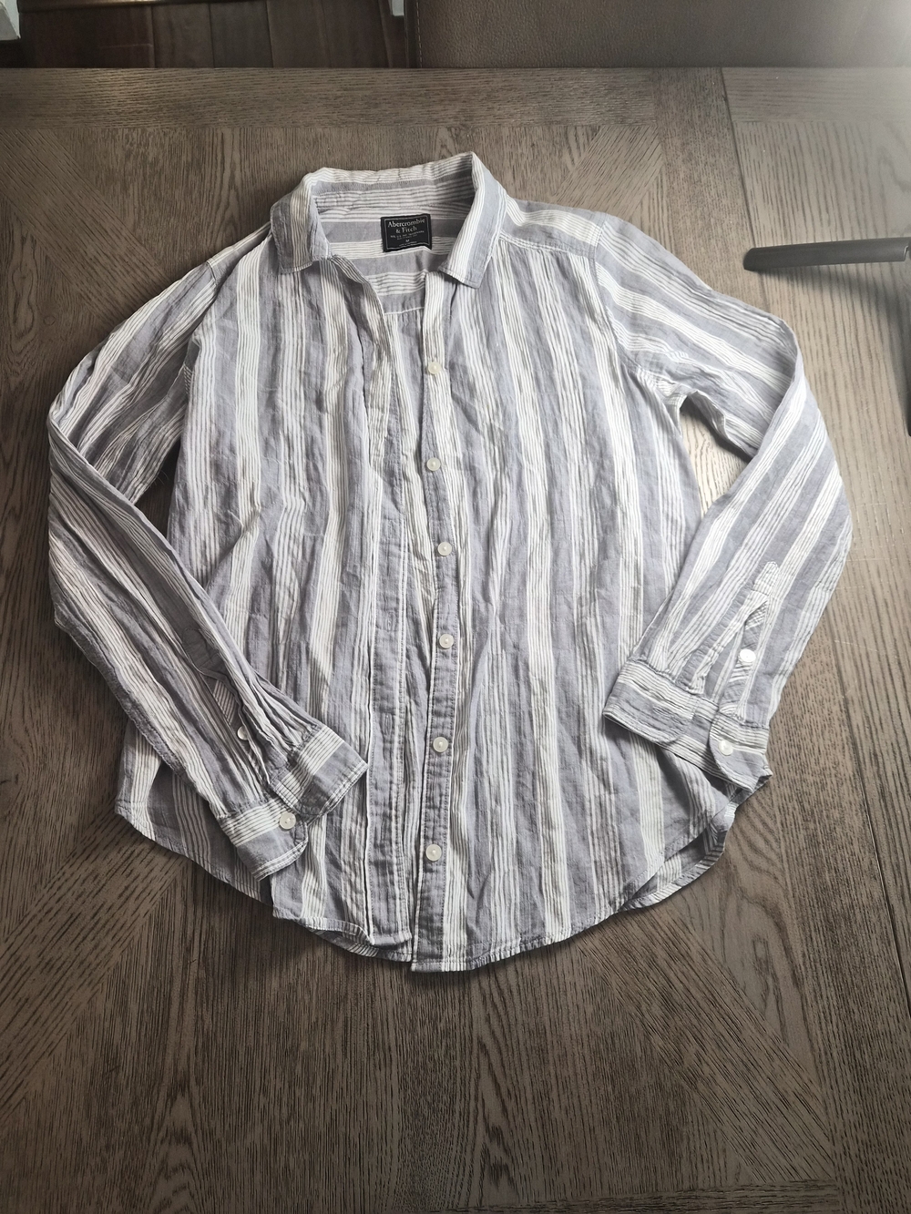 Abercrombie & Fitch Women’s Blue and White Striped Button-Down Shirt